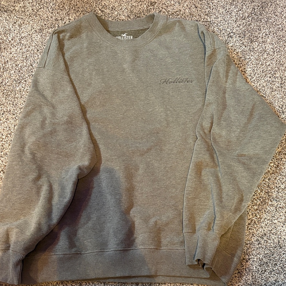 Hollister Womens Classic Gray Crewneck Sweater